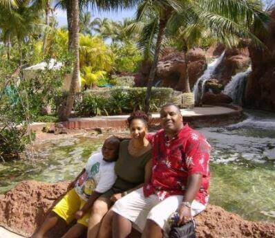 Rodney Tyson with his wife Tammy and son